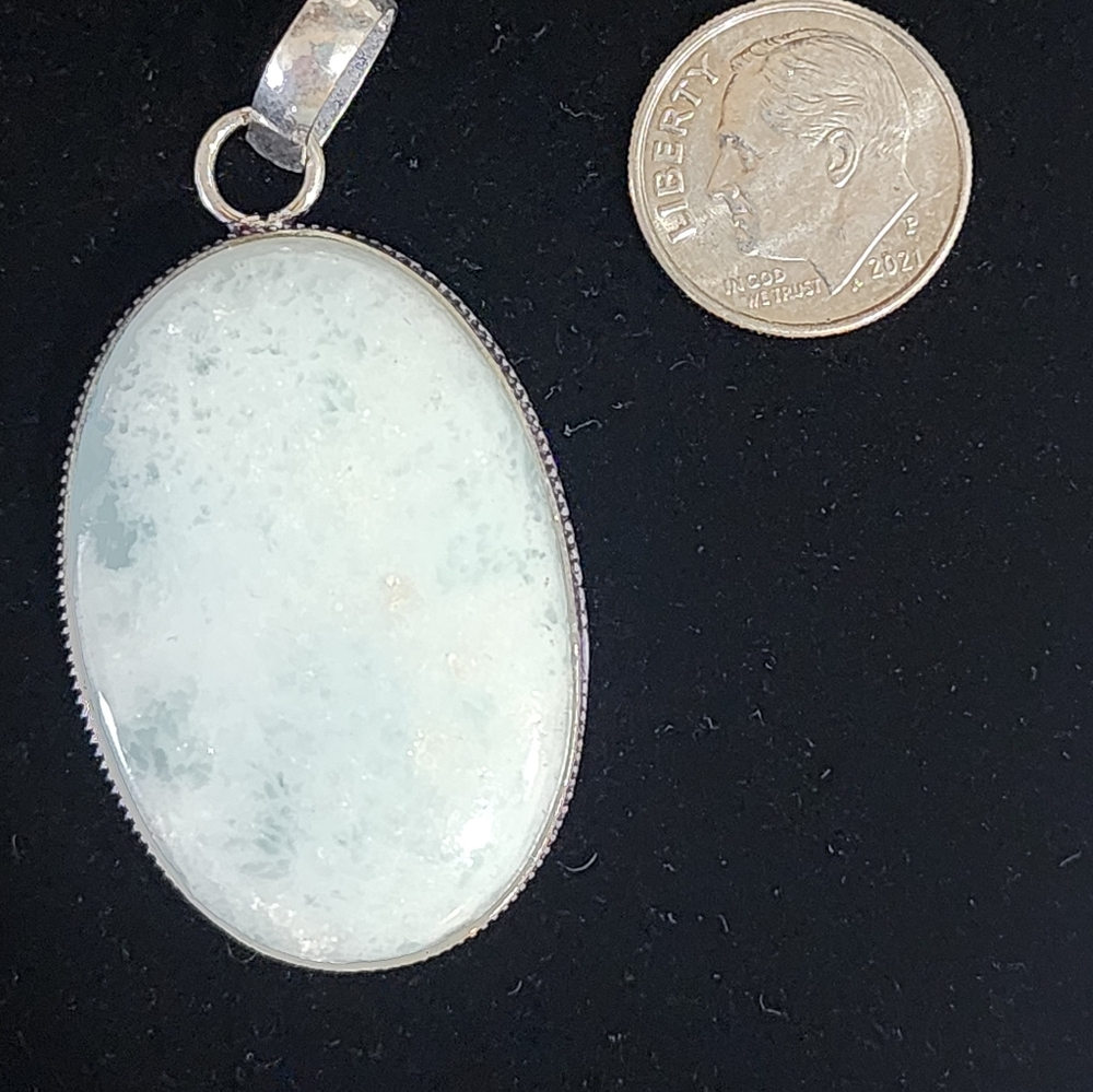 Hememorphite Pendant 🤍